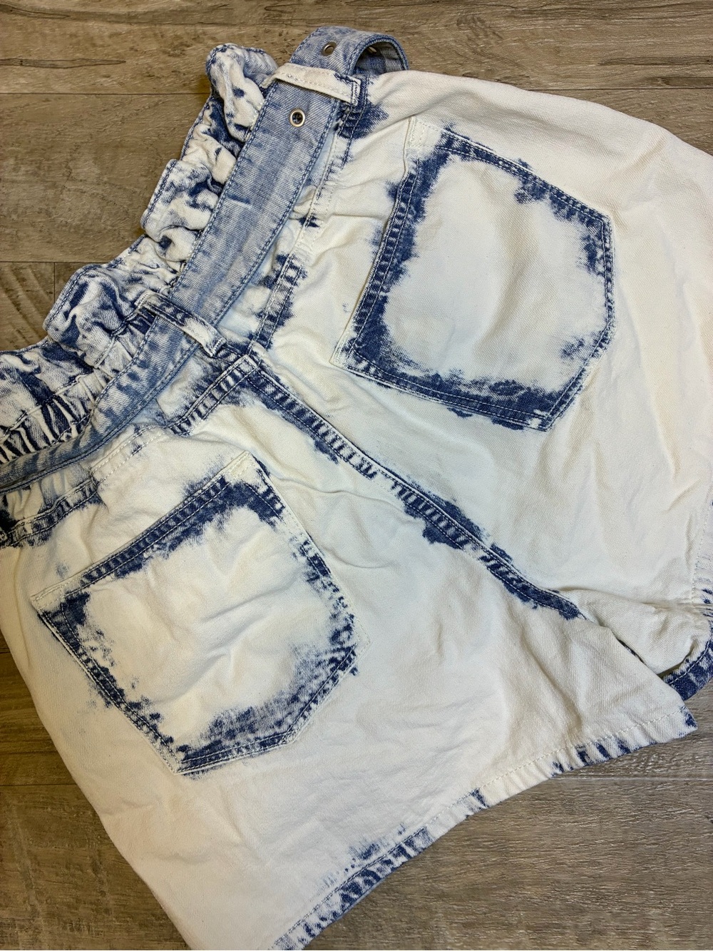 All Saints Filly Paperbag Denim Shorts High Waisted Belted Bleached - Picture 9 of 12